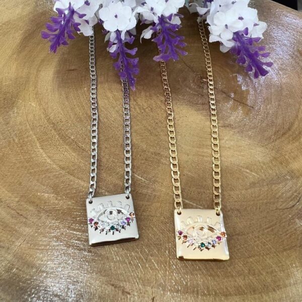 Colar Plaquinha Olho Grego Colors banhado em Ouro 18K/Ródio Branco