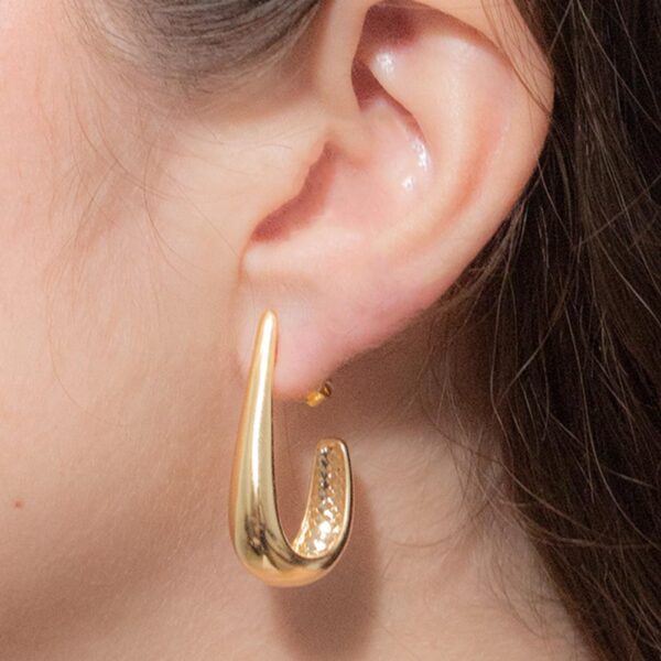 Brinco Gota Longa Banhado em Ouro 18k