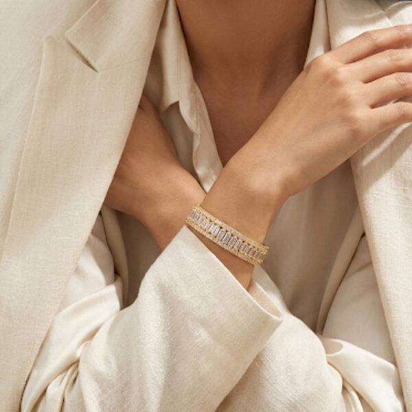 Bracelete Regulavel Trabalhado Banhado em Ouro 18k