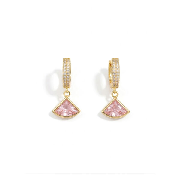 Brinco Argola Triângulo Cravejado Banhado em Ouro 18k
