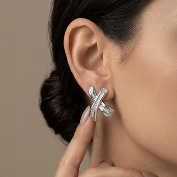 Brinco X Cravejado Banhado em Ouro 18k