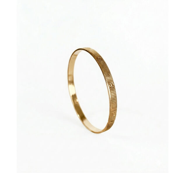 Bracelete C Trabalhado em Aço
