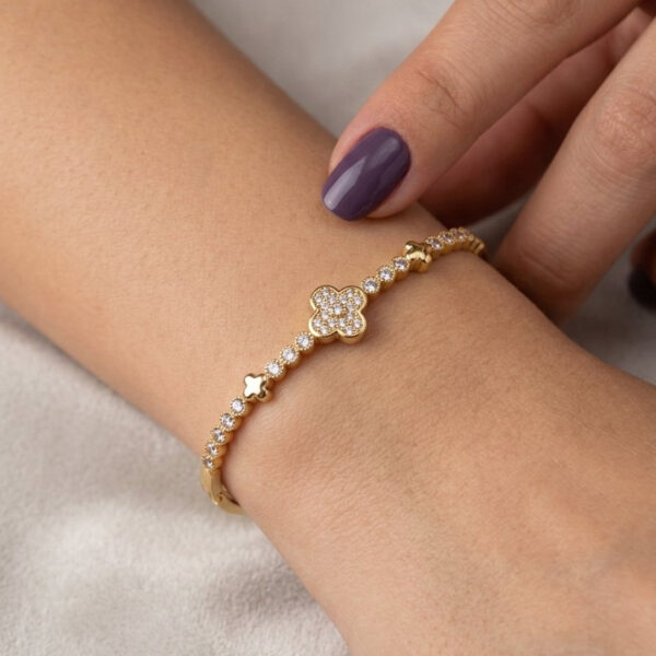 Bracelete Trevo Cravejado Banhado em Ouro 18k