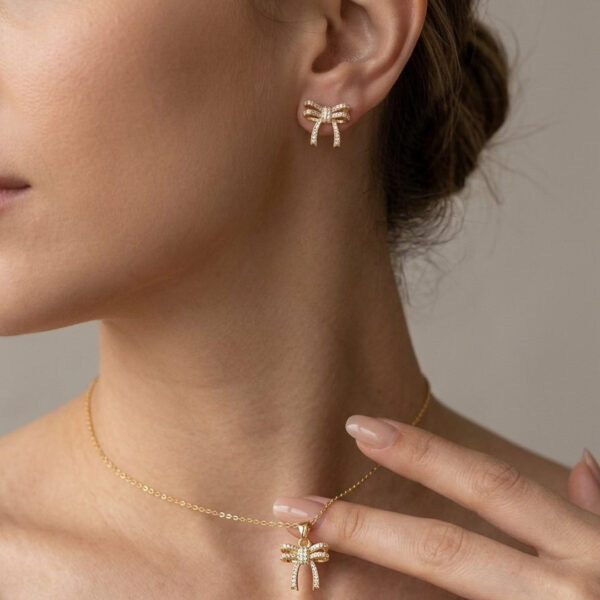 Conjunto Laço Minimalista Banhado em Ouro 18k