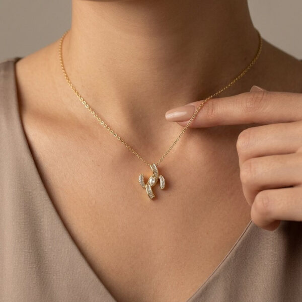 Colar(45 cm + 5 cm) X Trabalhado Cravejado Banhado em Ouro 18k