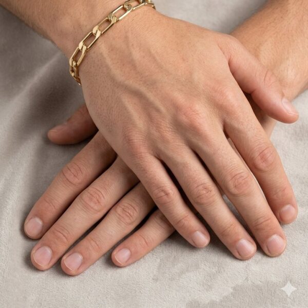 Pulseira(17 cm)Elo Cartier Banhado em Ouro 18k