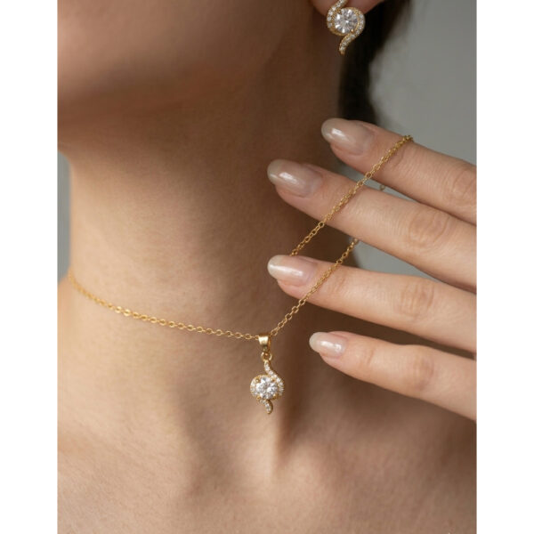 Conjunto Ponto de Luz Trabalhado Cravejado Banhado em Ouro 18k
