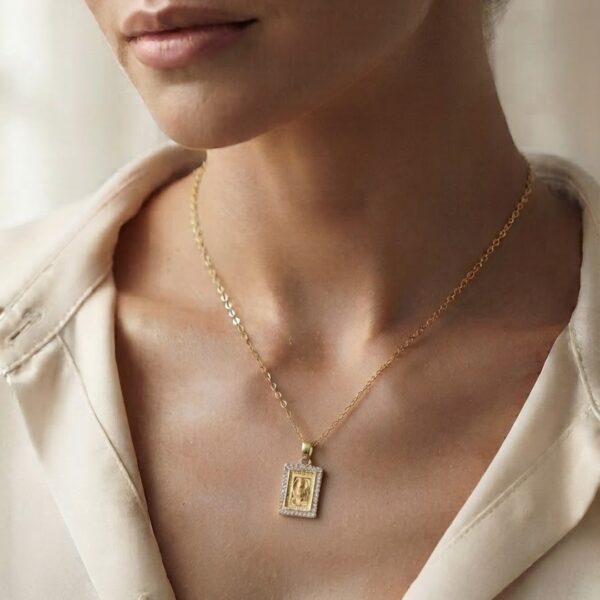 Colar quadrado cravejado banhado ouro 18k, colar ouro premium atacado