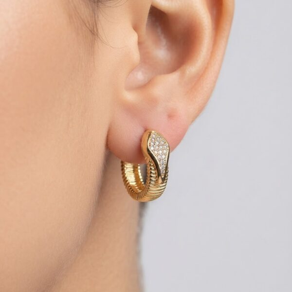 Brinco argola snake cravejado banhado ouro 18k premium atacado