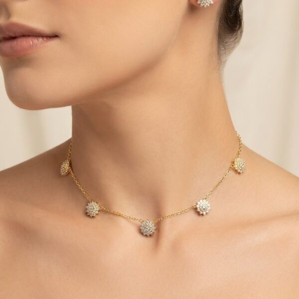 Conjunto delicado microcravejado banhado ouro 18k com colar pulseira e brincos